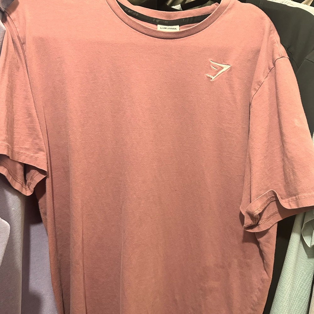 Gymshark Men's Crest T-Shirt Calm Pink